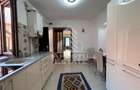 Apartament cu 2 camere semidecomandat în P-ța Unirii - 4