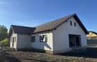 Casa individuala de vanzare in Giroc teren generos, constructie solida