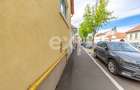 Corp de casă renovat, curte comună – Str. Lungă, Brașovul Vechi - 9