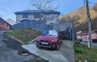 Casă cu 5 camere cu Teren 250 Mp în Central - 9