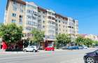 Apartament cu 3 camere decomandat în Noua - 1