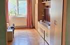 Apartament cu 4 camere decomandat în Tractorul - 3