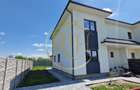 Duplex cu 5 camere cu Teren 300 Mp în Moșnița Nouă - 1