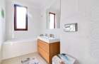 Apartament cu 4 camere semidecomandat în Băneasa - 9