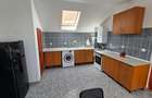 Închiriez apartament la casă în cartierul Între Lacuri - 2
