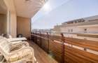 Apartament cu 3 camere decomandat în Tractorul - 18