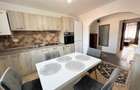 Apartament de vanzare ,direct de la proprietar ,3 Camere ,or Rasnov Cartier Centru Nord - 1