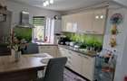 Apartament cu 3 camere semidecomandat în Aradului - 2