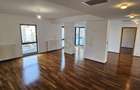 Apartament cu 4 camere decomandat în Băneasa - 1