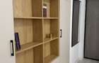 Proprietar inchiriez apartament 2 camere loc de parcare central Otopeni - 7