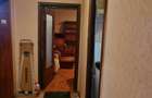 Bd. Bucuresti se vinde un apartament decomandat cu trei camere 68000 Euro.