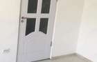 Inchiriez apartement pe strada Alezandru cel Bun (langa primarie) - 2