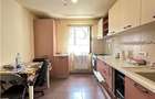 Apartament cu 4 camere decomandat în Soarelui - 3