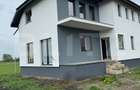 Duplex cu 4 camere cu Canalizare în Central - 1