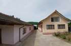 Casă cu 5 camere în Drăgotești - 1