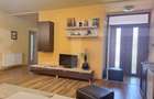 Casa compusa din doua apartamente, de vanzare, cu 8 camere, - 13