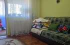 Apartament cu 3 camere decomandat în Minerul - 2