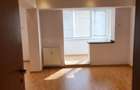 Apartament cu 4 camere decomandat în Decebal - 3