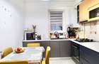 Apartament cu 3 camere decomandat în Tractorul - 16