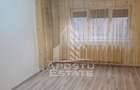 Apartament cu 3 camere decomandat în P-ța Unirii - 1