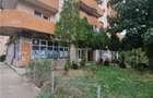 Spațiu comercial, de 106 mp, în Central - 4