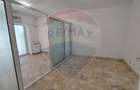 Spațiu comercial, de 55 mp, în Central - 4