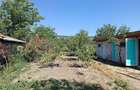 Casa cu curte si gradina - zona linistita si frumoasa
