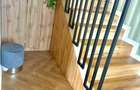 Duplex cu 4 camere cu Canalizare în Central - 9