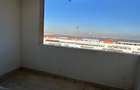 Penthouse cu 3 camere semidecomandat în Sud - 11