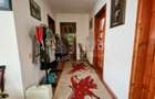 Casă individuală cu 10 camere cu Canalizare în Central - 13