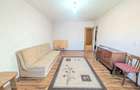 Apartament cu 3 camere decomandat în Rahova - 2
