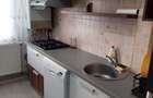 Apartament cu 3 camere decomandat, situat vis a vis de IPJ Bacau - 6