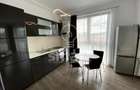 Apartament cu 3 camere semidecomandat în Central - 4