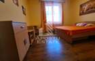 Casa, 4 camere, 3 locuri de parcare, zona Sagului - 1