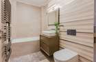 Apartament cu 3 camere decomandat în Tractorul - 16