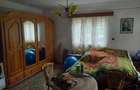 Casă cu 3 camere în Central - 1