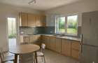 Casa la cheie-Living-2 Dormitoare-Baie-Gaze-Curent-Apa-32... - 2