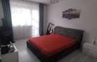 Vand apartament 3 camere