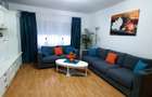 Proprietar inchiriez apartament 3 camere decomandat conf I - 8