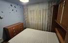 Inchiriez apartament doua camere in Micalaca zona 300