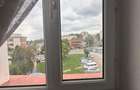 De vanzare apartament cu 4camere,2 bai si 2 balcoane, zona centrala