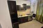 Apartament 2 camere decomandat | Bucătărie închisă mobilată | Parcare inclusă | - 2