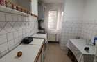 INCHIRIEZ apartament 2 camere semidecomandat,zona Vasile Aaron