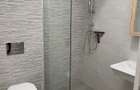 De inchiriat apartament 3 camere