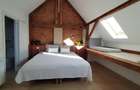 Apartament modern la curte