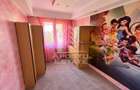 Apartament cu 3 camere, semidecomandat, zona Sagului