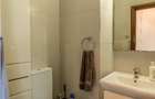 Apartament de 3 camere, la 10 minute de mers pe jos de Pia?a Unirii.