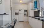 Space, light, and comfort for your family. FIRST RENTAL. - 14