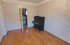 Zona Bd. Lacul Tei vila 7 camere disponibila pentru inchiriere.