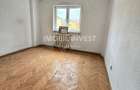 Apartament cu 3 camere, decomandat, Cetate, pret 79.000